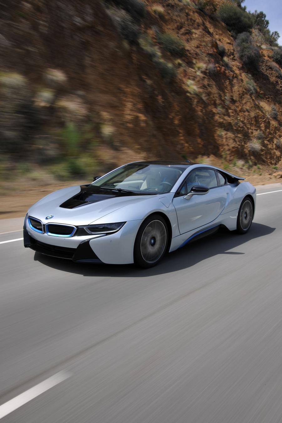  BMW i8 2014 года  (фото 69 из 180)